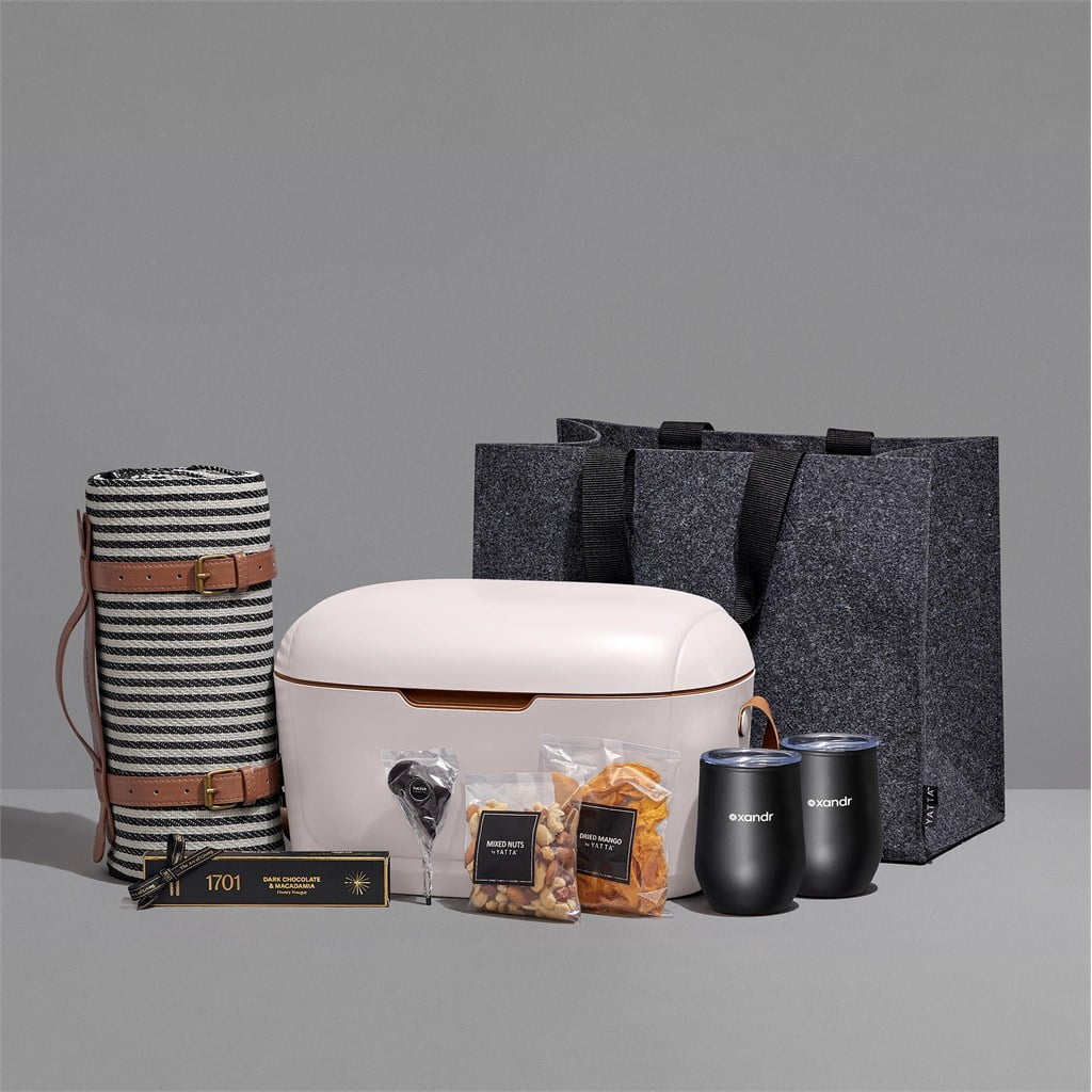 Hampers and Sweets 21