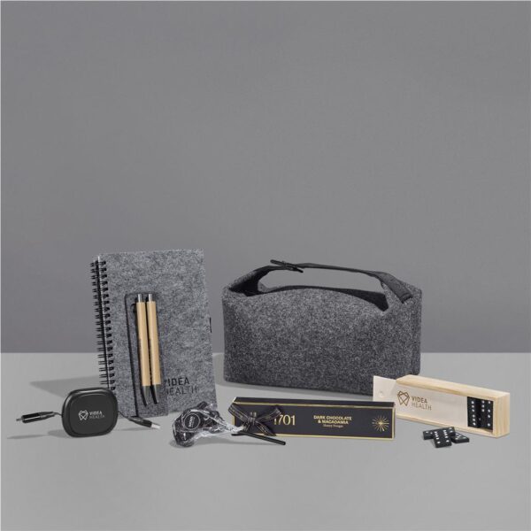 Yatta Classic Composition Hamper Hampers & Sweets 3