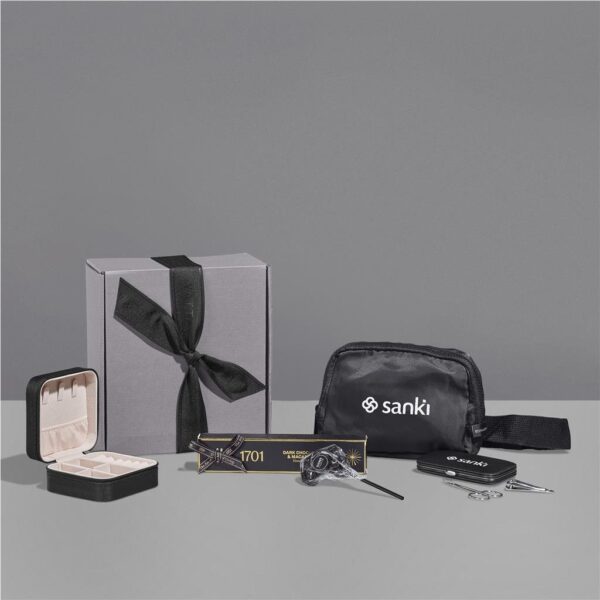 Yatta Pretty Perks Hamper Hampers & Sweets 3