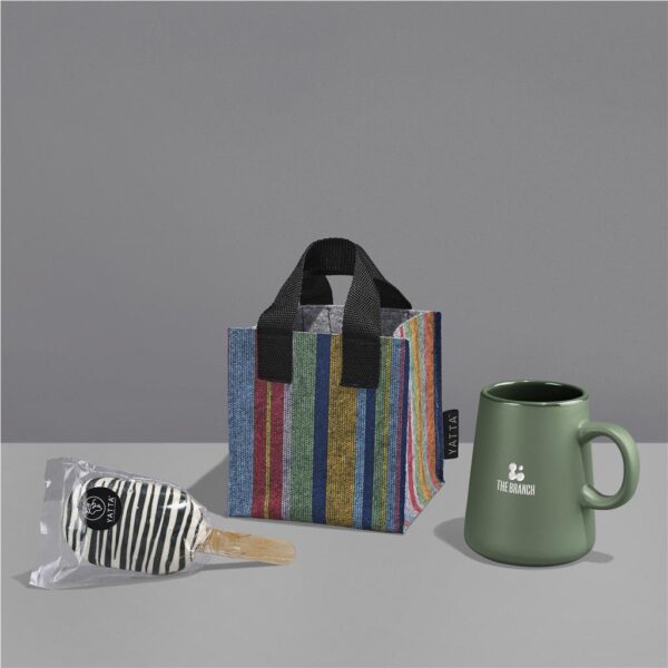 Yatta Chirpy Charm Hamper Hampers & Sweets 3