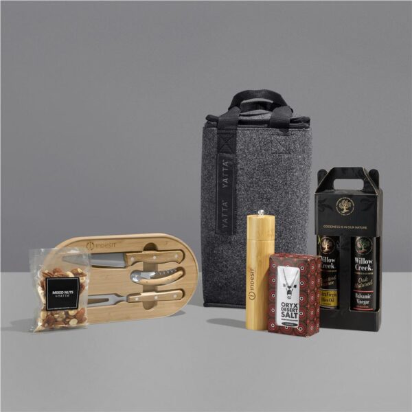 Yatta Flavour and Finesse Hamper Hampers and Sweets 2