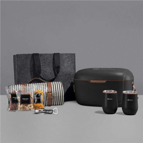 Yatta Chic Chill Hamper Hampers and Sweets 2