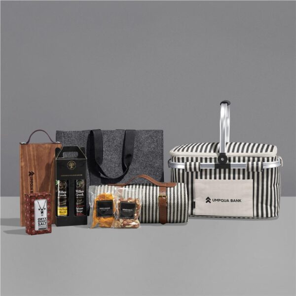 Yatta Journey Joy Hamper Hampers and Sweets 2