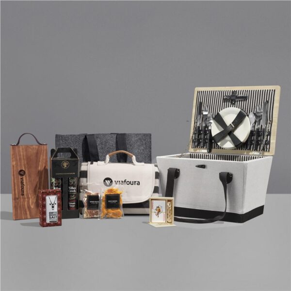 Yatta Daytrip Delights Hamper Hampers and Sweets 2